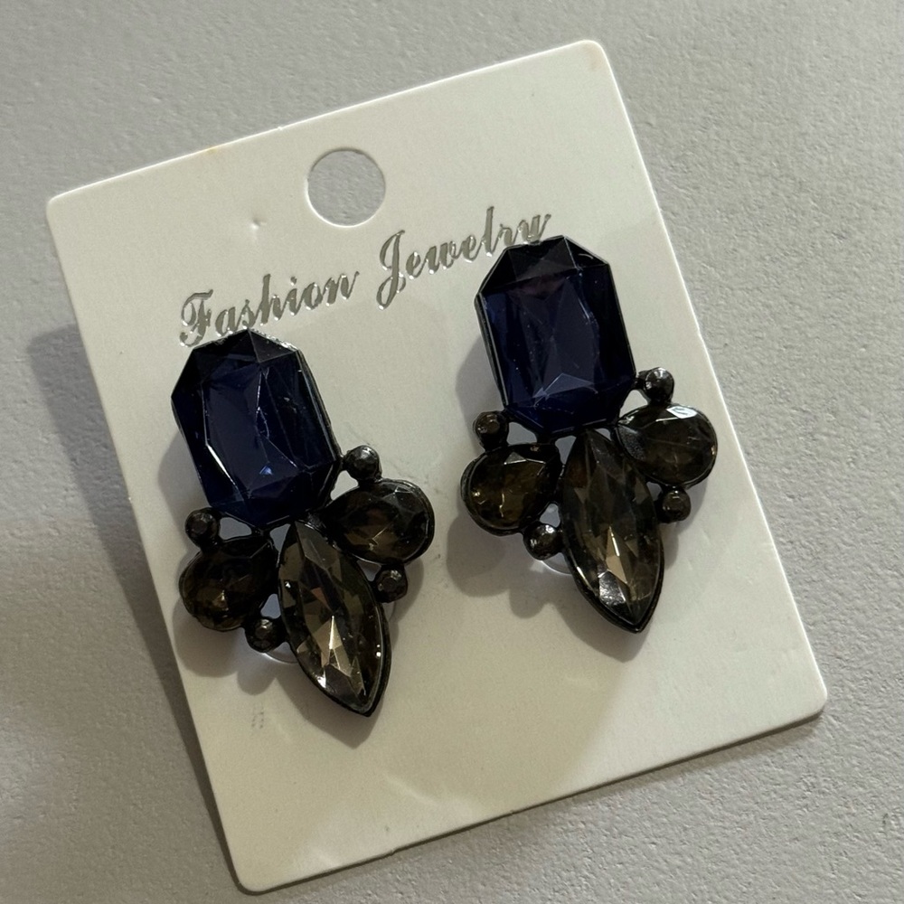 NWT Blue and Rhinestone Fashion Earrings